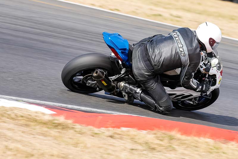 enduro digital images;event digital images;eventdigitalimages;no limits trackdays;peter wileman photography;racing digital images;snetterton;snetterton no limits trackday;snetterton photographs;snetterton trackday photographs;trackday digital images;trackday photos